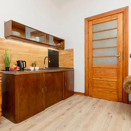 Appartamento Vintage Praga By Renters Varsavia