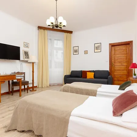 Vintage Praga By Renters Varsavia