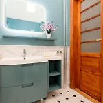Vintage Praga By Renters *