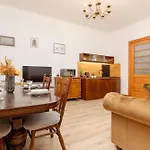 Vintage Praga By Renters Apartman Varsó