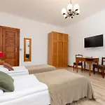 Vintage Praga By Renters Apartman