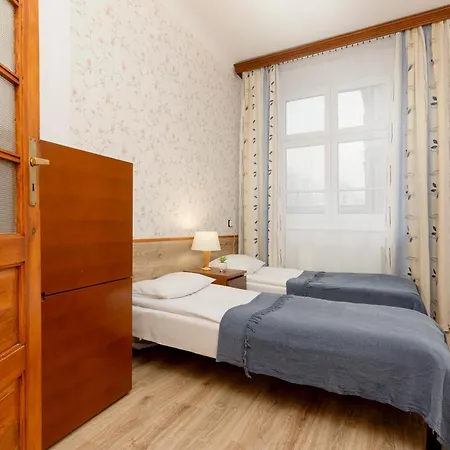 Vintage Praga By Renters