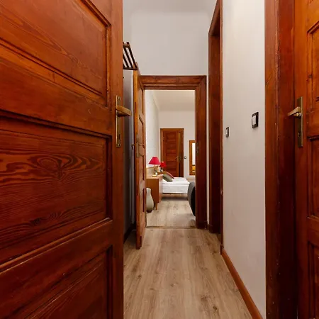 Vintage Praga By Renters Appartement